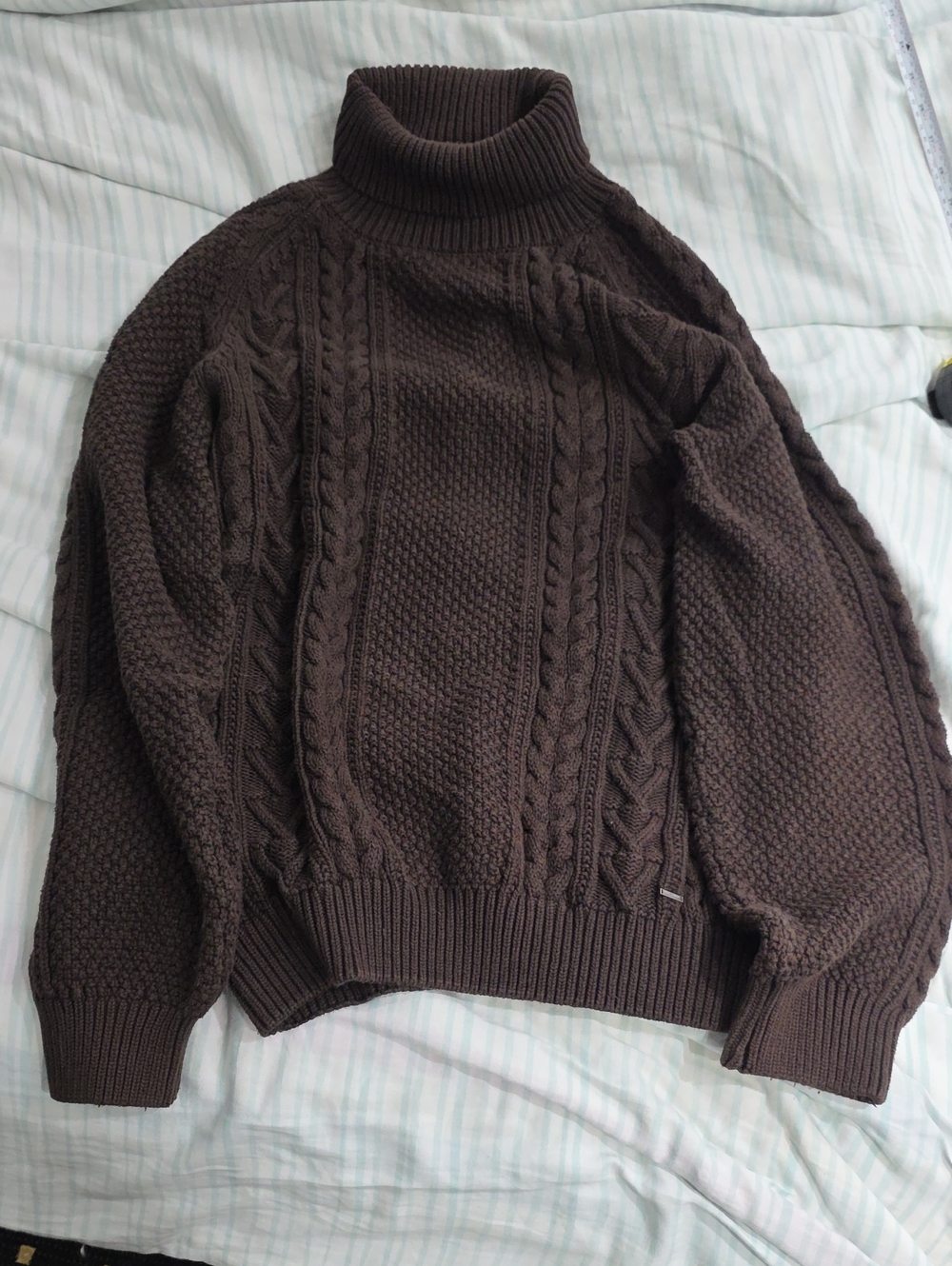 Buffalo David Bitton Men's Cable Knit Turtleneck Sweater Brown XL Used Good